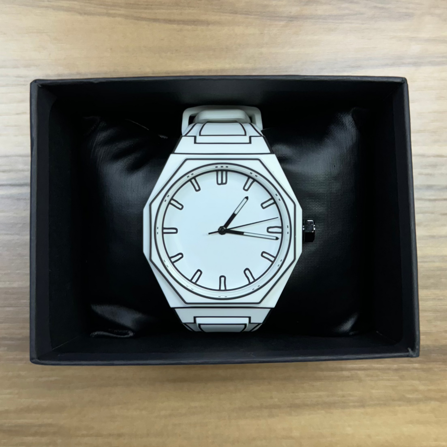 HERRENUHR MANNVIK KIVA SKELETT