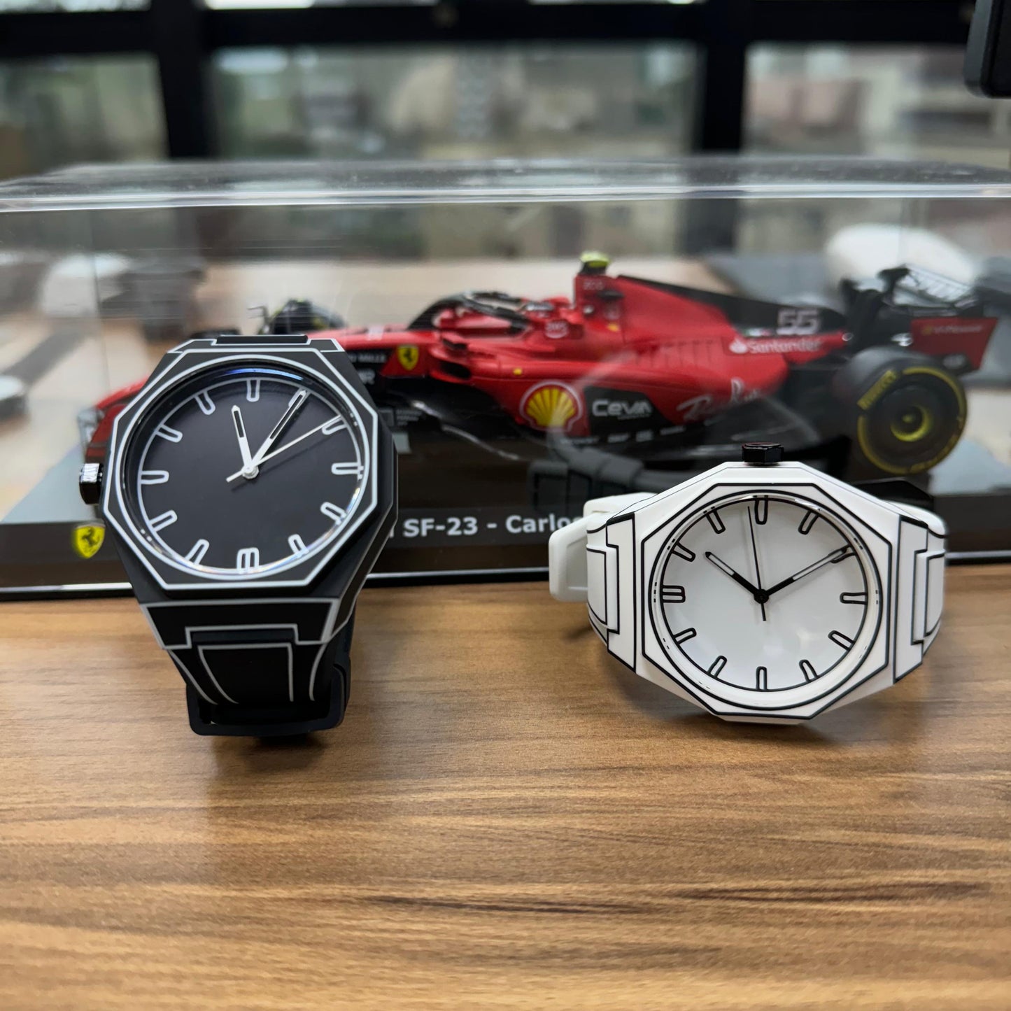 HERRENUHR MANNVIK KIVA SKELETT