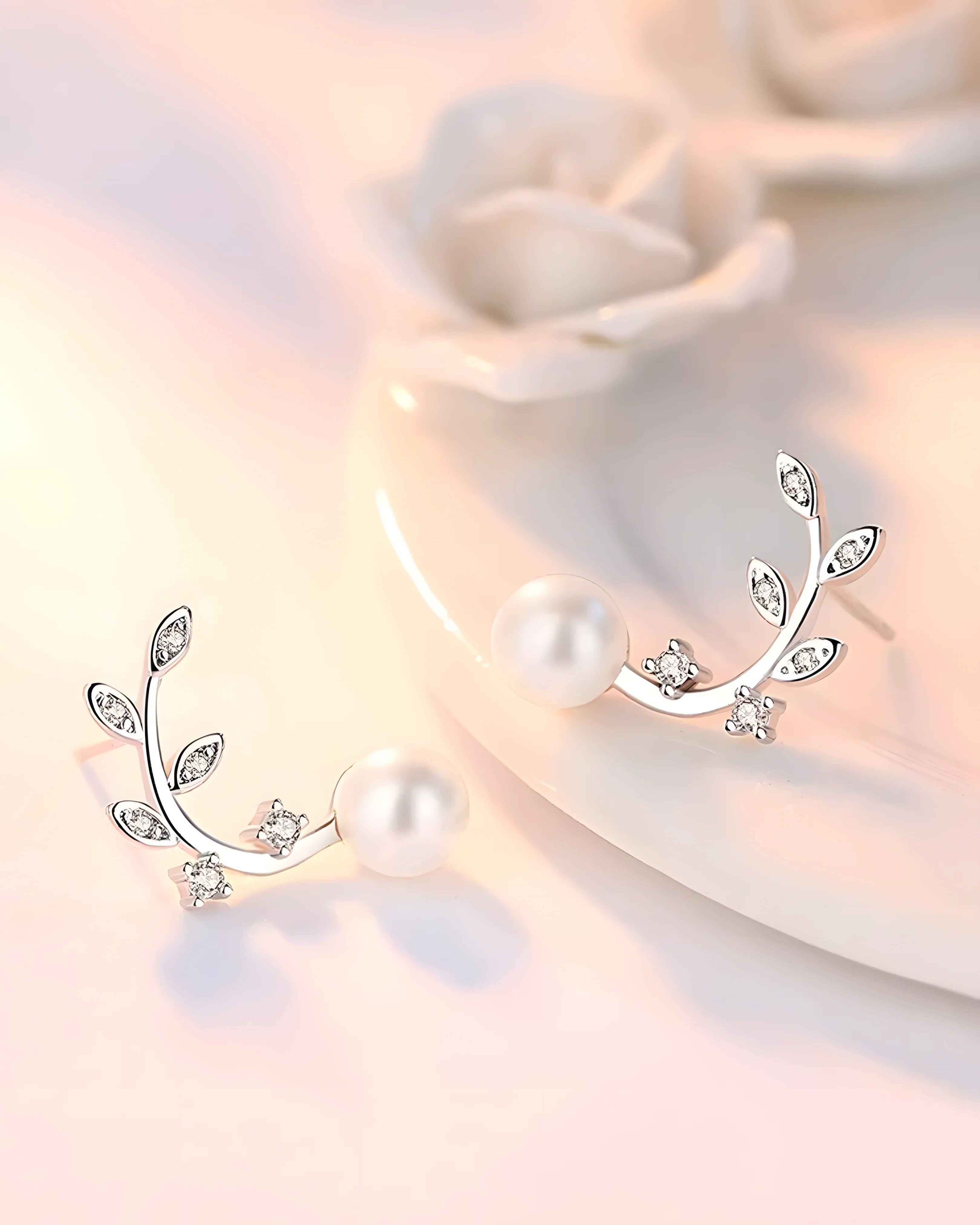 Brincos de Folha com Pérola em Prata 925