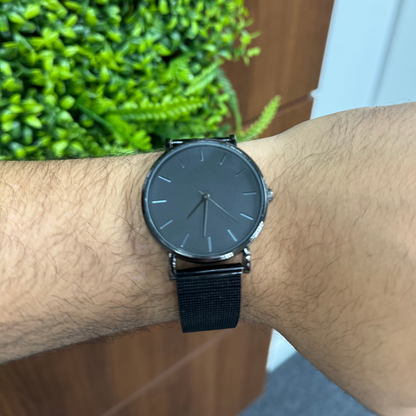 SET MIT 2 MINIMALISTISCHEN HERRENUHREN